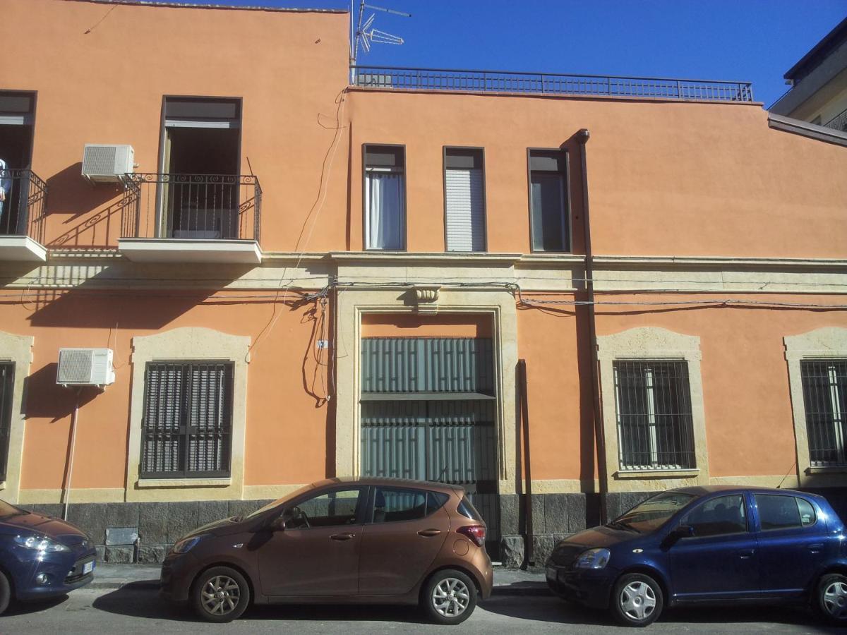 Al Narciso House By Franco E Lia Apartment Catania Bagian luar foto